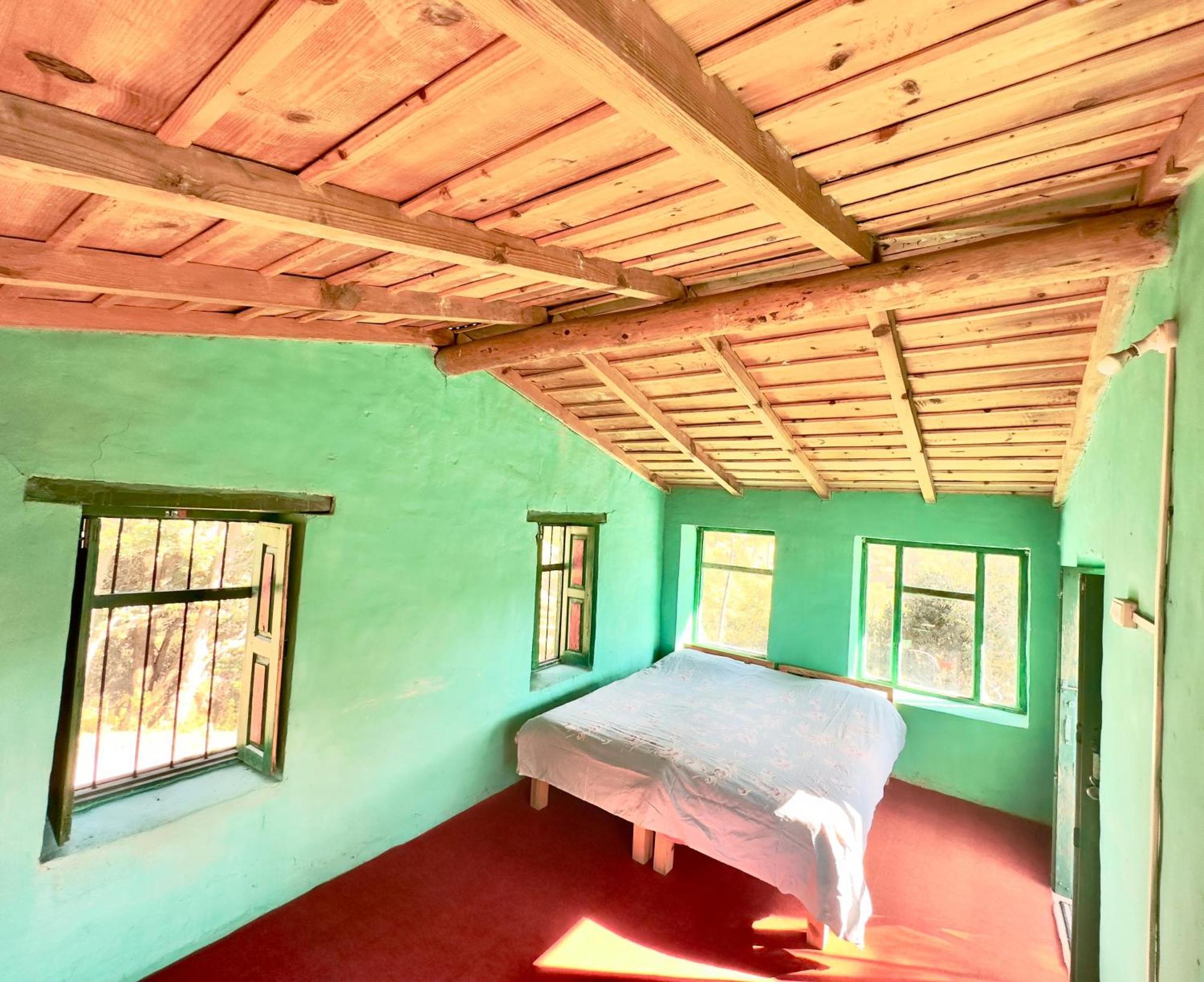 Joshi Cottage Бинсар Экстерьер фото