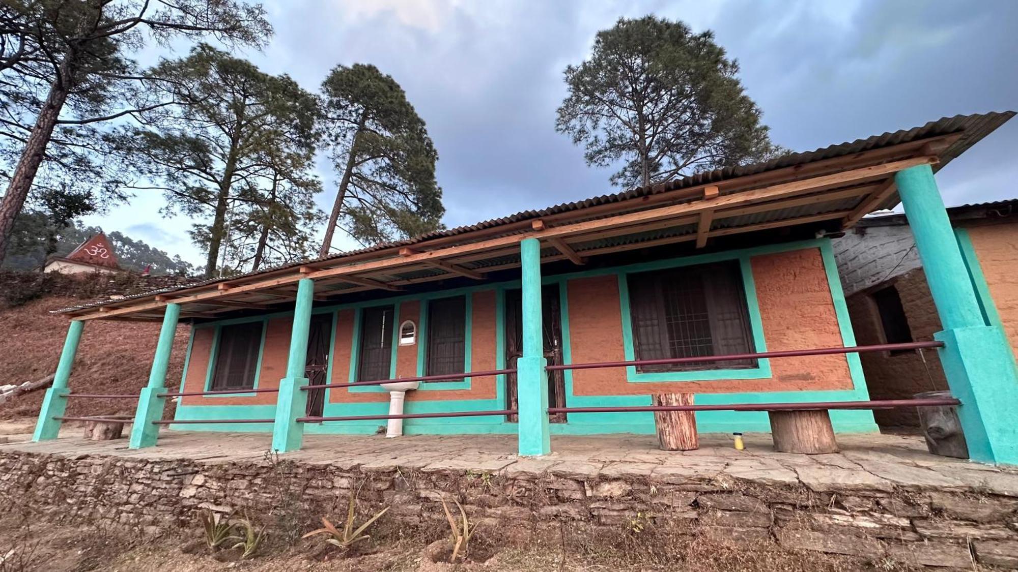 Joshi Cottage Бинсар Экстерьер фото